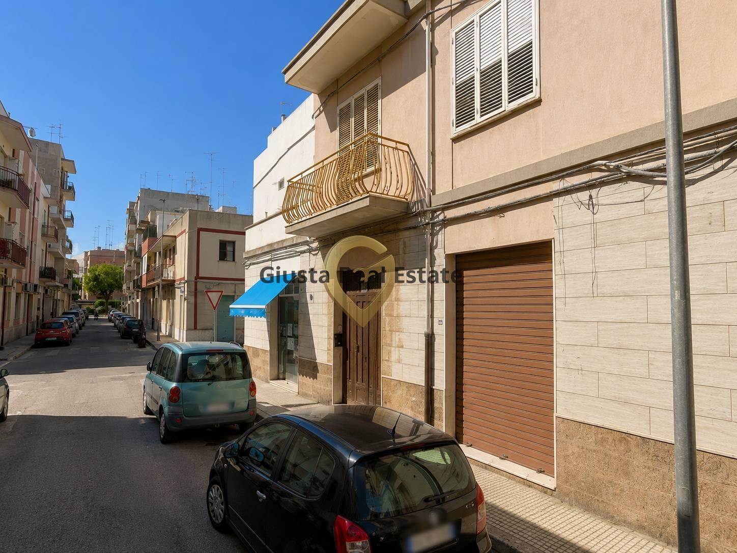 Casa indipendente in Via Sicilia 53, Brindisi