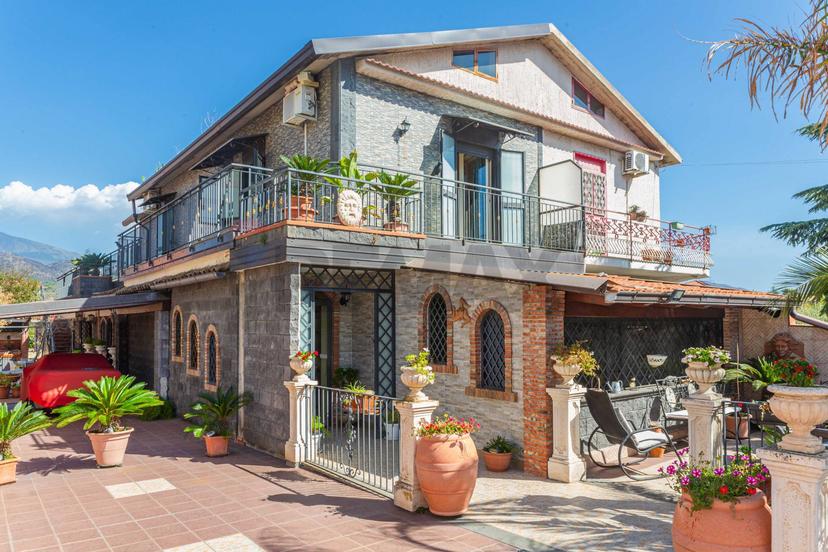 Casa indipendente in Via Andrea Mantegna 19, Belpasso — foto 3 di 5