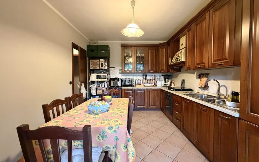 Trilocale in Via Gran Sasso d'Italia 3, Arona