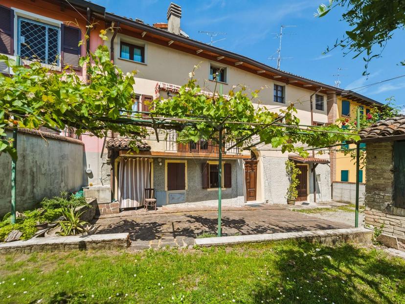 Casa indipendente in Roma 37, Quattro Castella — foto 2 di 5