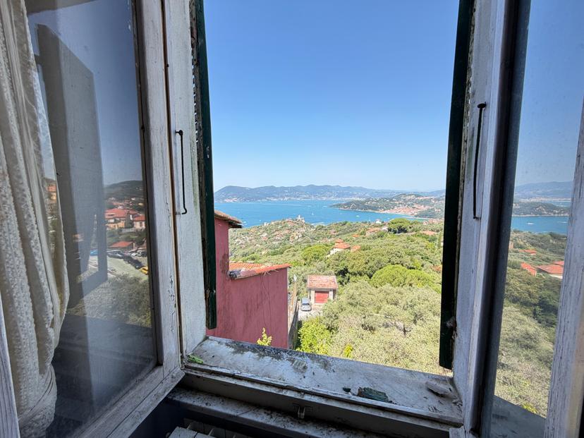 Trilocale, Lerici