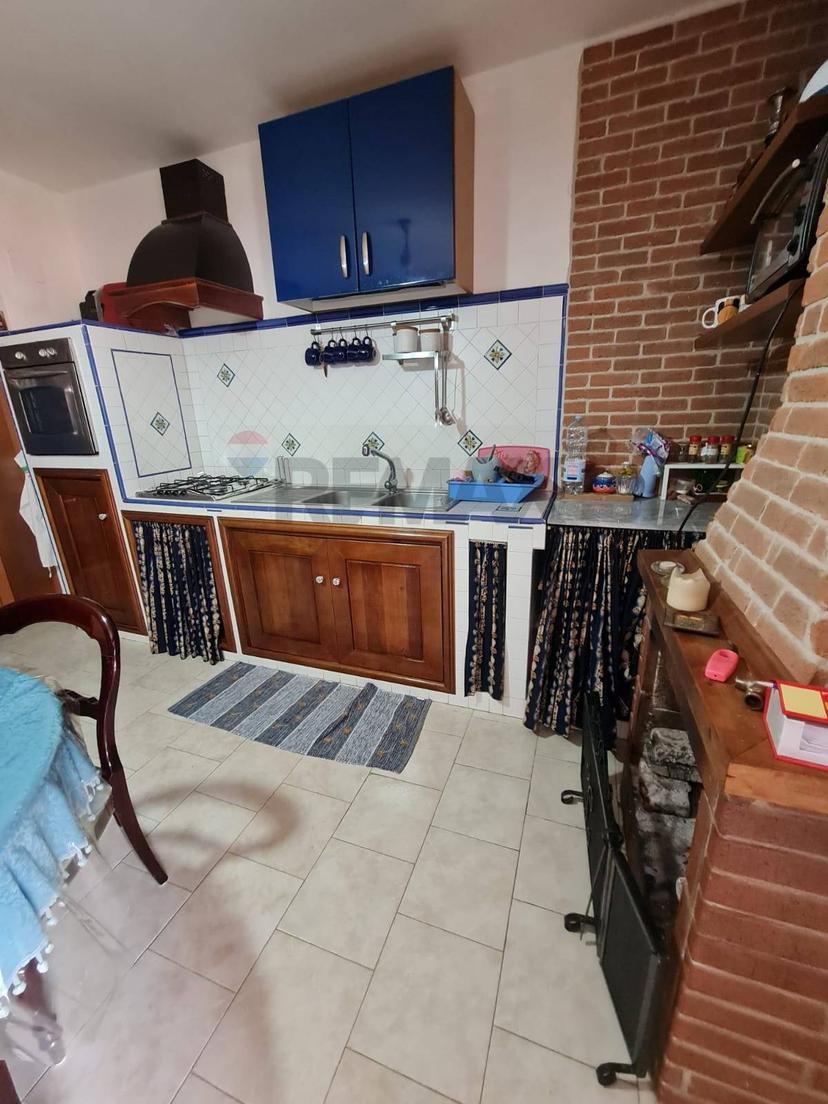 Casa indipendente in Via La Grande Quercia Nuova 10, Vinchiaturo — foto 2 di 5
