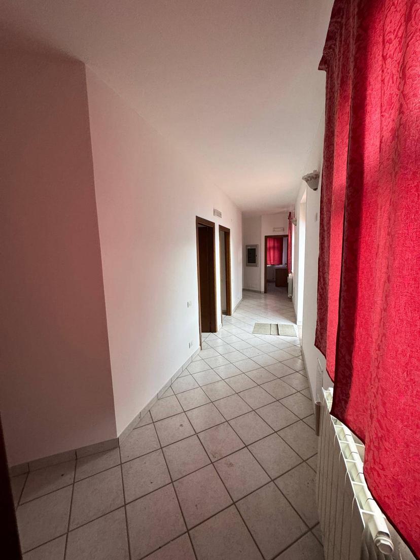 Casa indipendente in Piazza Mario Cifola Snc, Montottone — foto 2 di 5