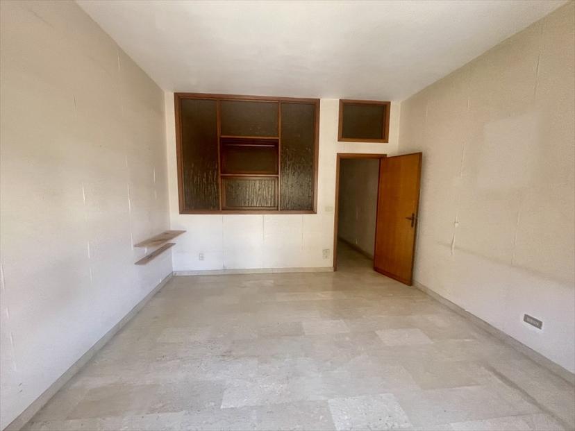 Quadrilocale in Via Cesare Battisti, Reggio di Calabria — foto 4 di 5