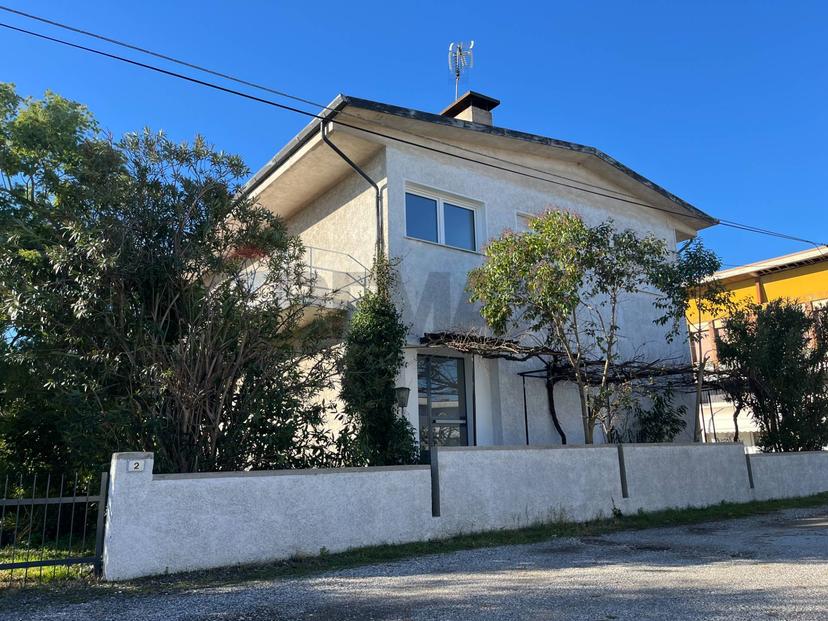 Casa indipendente, Pasian di Prato — foto 2 di 5