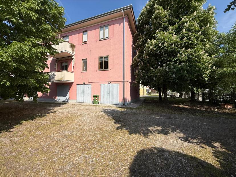 Trilocale in Via Marconi, N.24, Villa Poma, Borgo Mantovano — foto 5 di 5