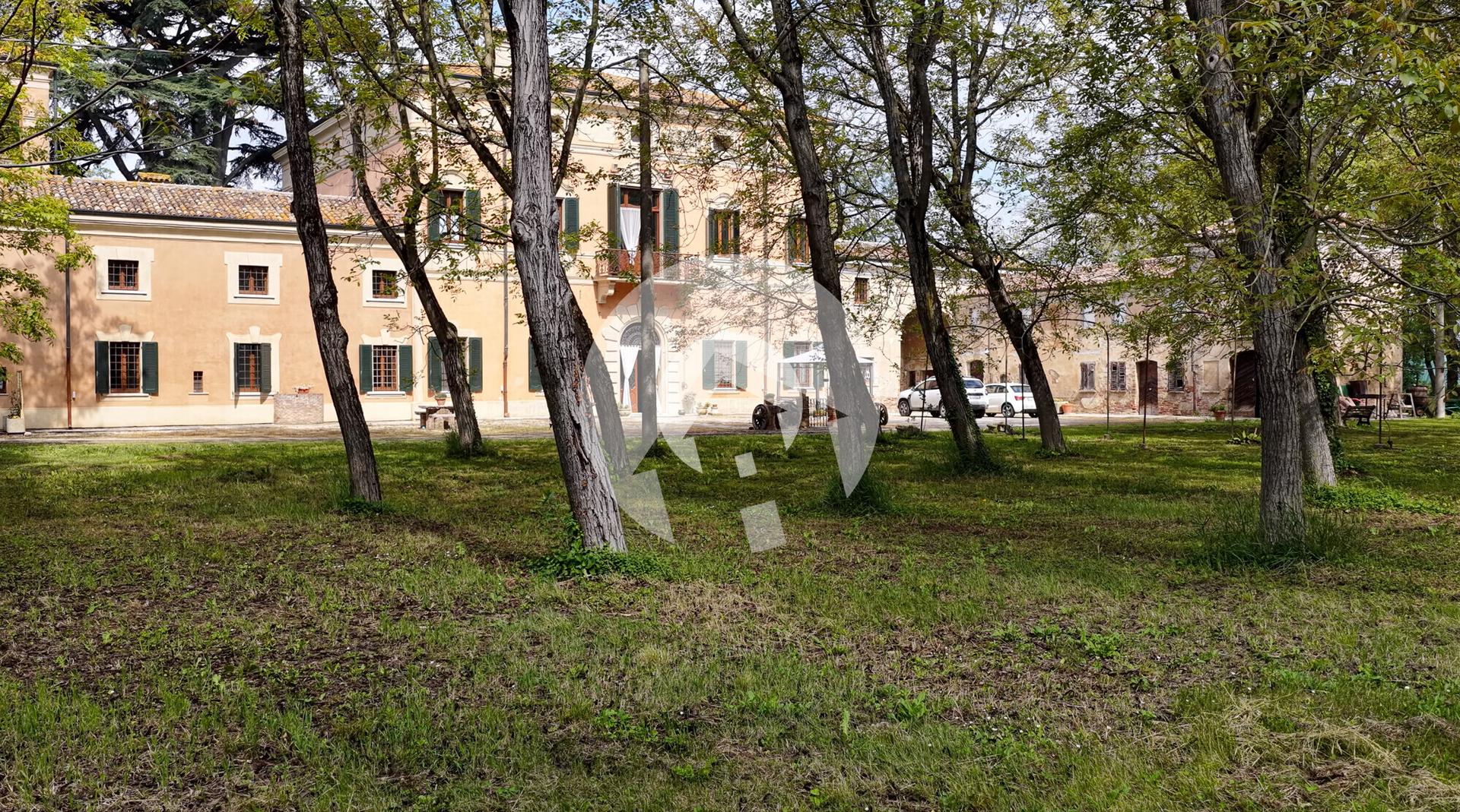 Villa unifamiliare in Via Roma Nord 264, Borgo Mantovano