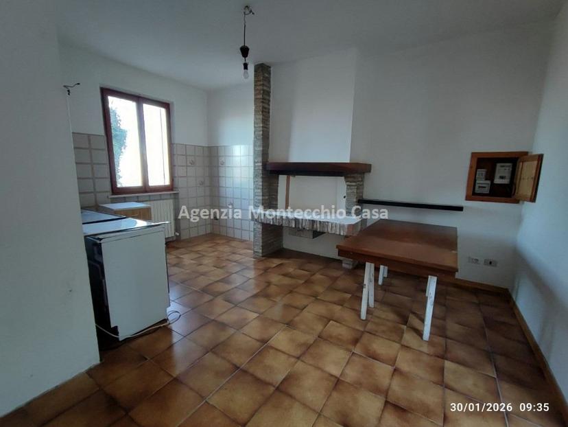 Rustico in Strada Monteromanesco, Pesaro — foto 4 di 5