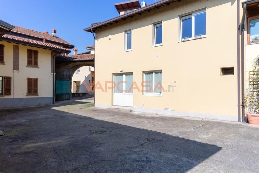 Casa indipendente in Via Fabbri 30, Palazzolo sull'Oglio — foto 2 di 5