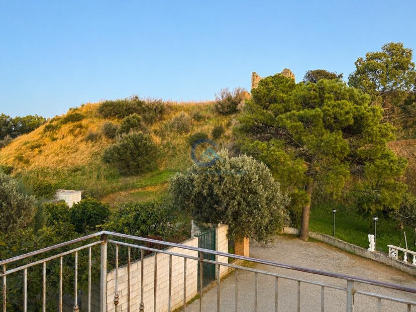 Quadrilocale, Catanzaro
