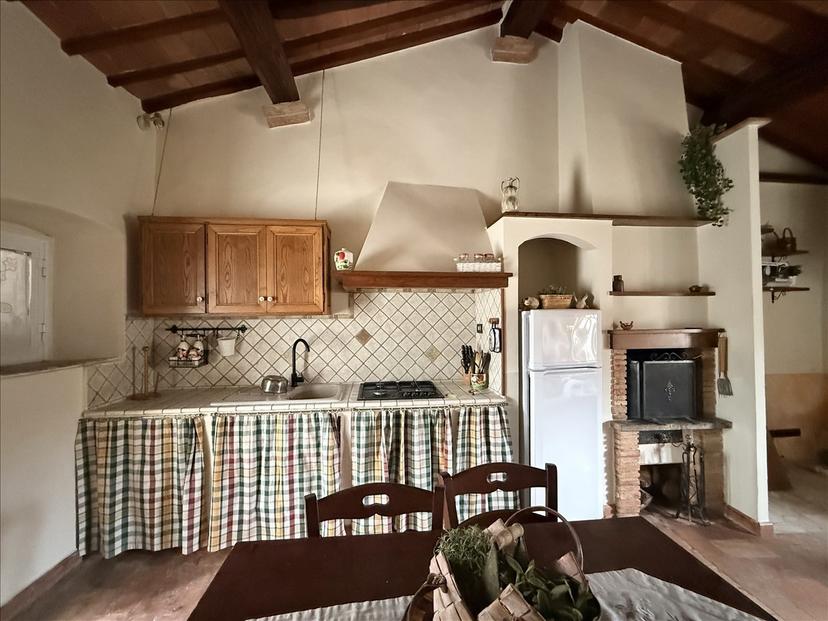 Monolocale, Sarteano — foto 2 di 5