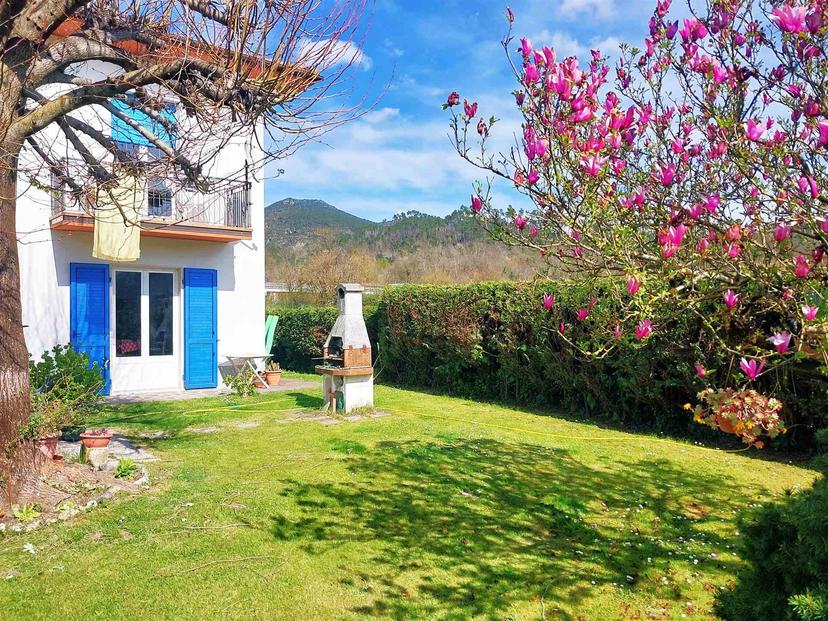 Casa indipendente, Brugnato — foto 3 di 5