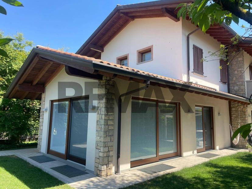 Villa, Treviolo — foto 5 di 5