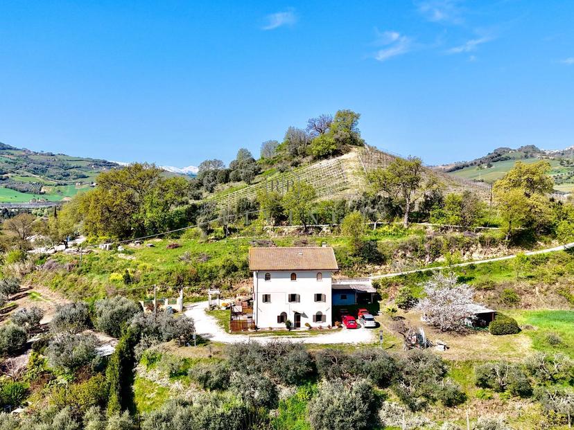 Rustico in Contrada San Pietro 39, Massignano — foto 3 di 5