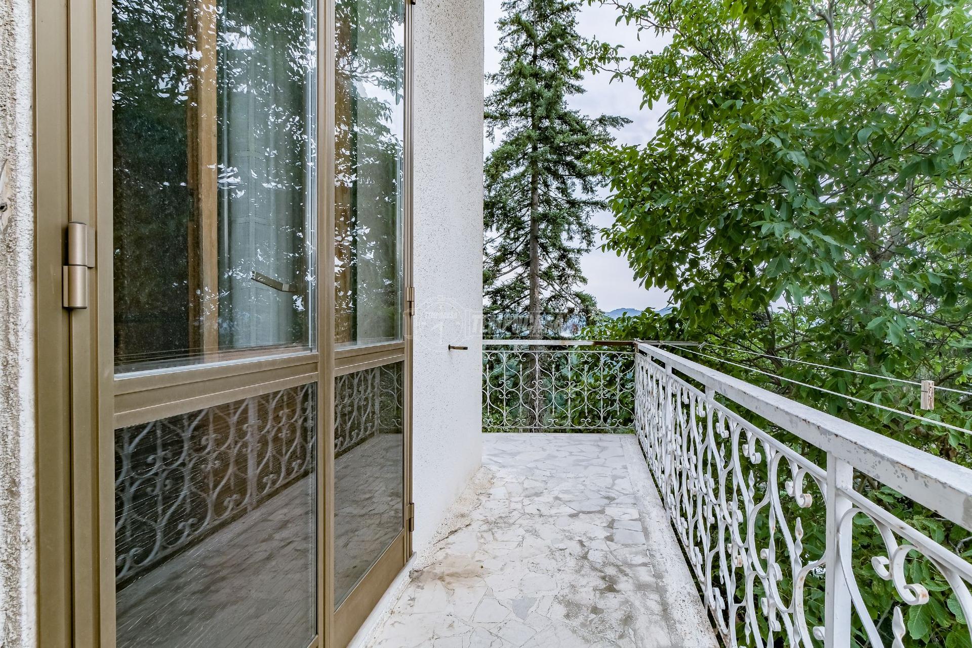 Appartamento in Via Montello, Montese