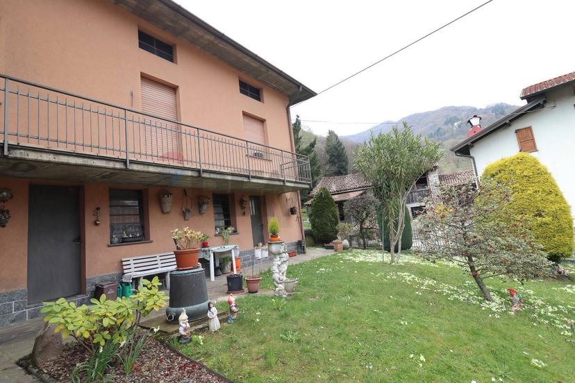 Casa indipendente in Via Bondo 10, Ubiale Clanezzo — foto 2 di 5