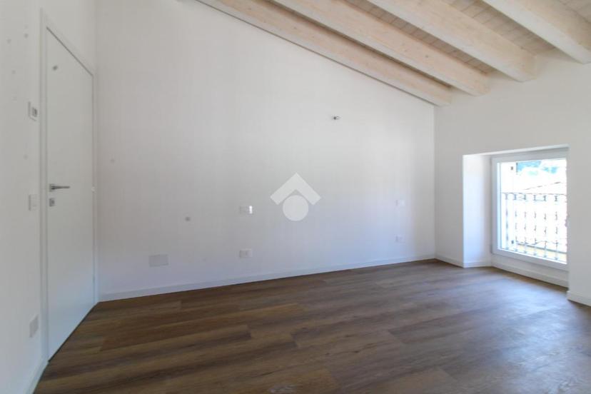 Quadrilocale in Via F. Glisenti 42, Vestone — foto 2 di 5