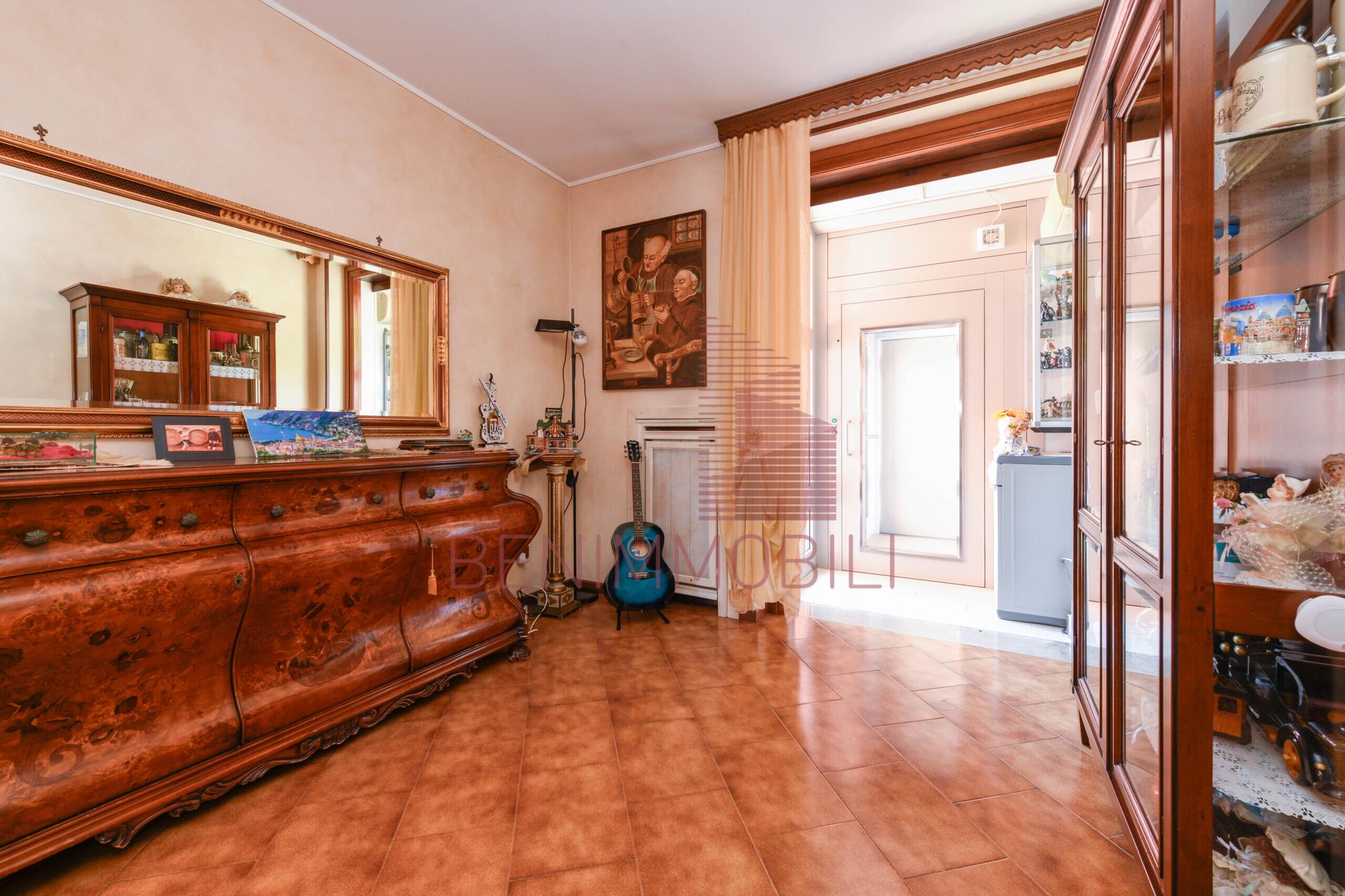 Villa in Via dei Castagneti 16, Cellatica