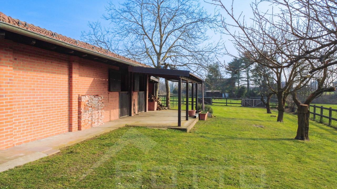 Casa indipendente in Via Guglielmo Marconi 21, Gattico-Veruno