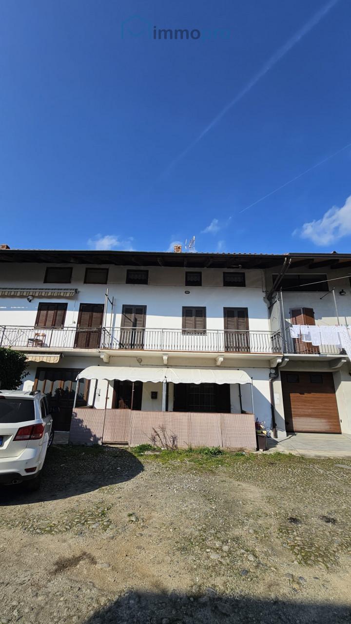 Casa indipendente in Via Cesare Battisti, 13, Favria — foto 2 di 5