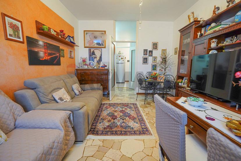 Bilocale in Via Leonardo da Vinci 25, Paderno d'Adda — foto 2 di 5