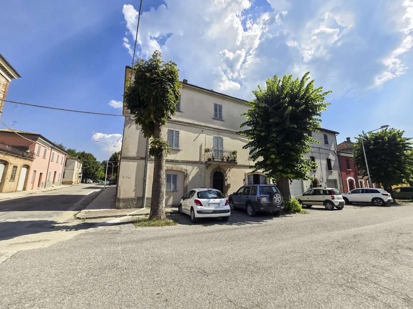 Casa indipendente in Viale IV Novembre, Urbania — foto 3 di 5