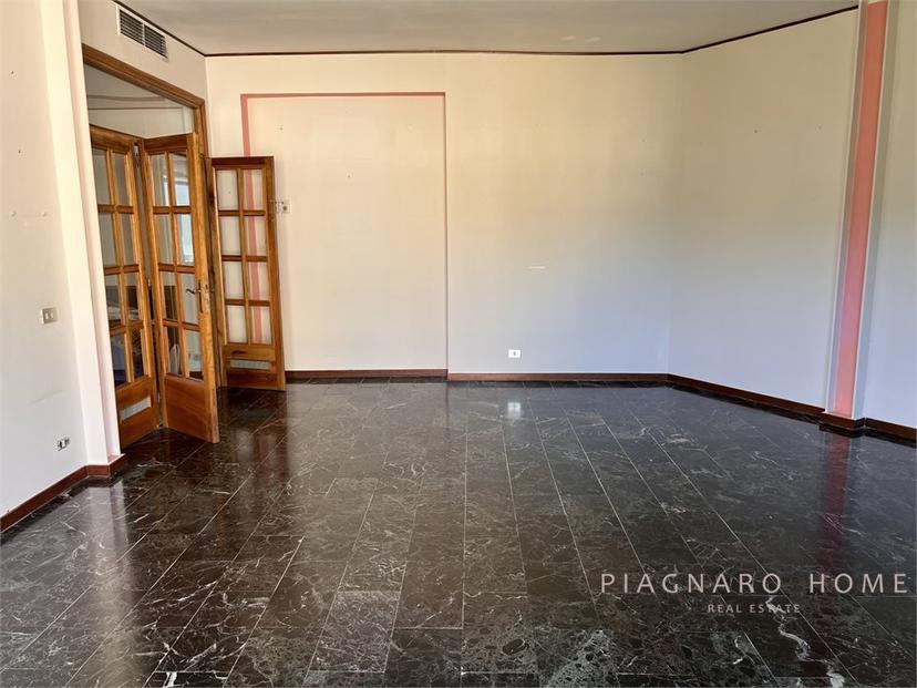 Quadrilocale in Via Cabrini 6, Pontremoli