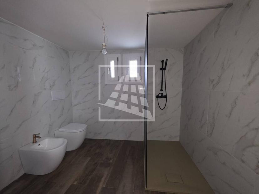 Casa indipendente in Via Benedetto Spinozza 12, Reggio nell'Emilia