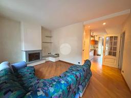 Casa indipendente in Via Garibaldi 57, Grana