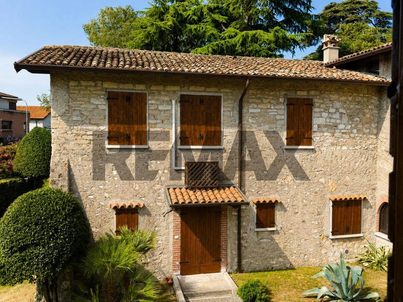 Bilocale in Strada Statale 123, Toscolano-Maderno