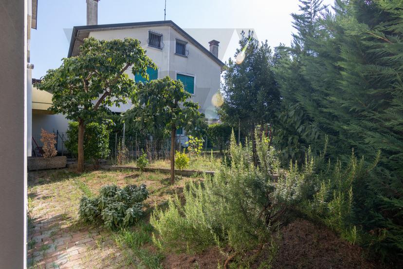 Villa, Ponte San Nicolò — foto 3 di 5