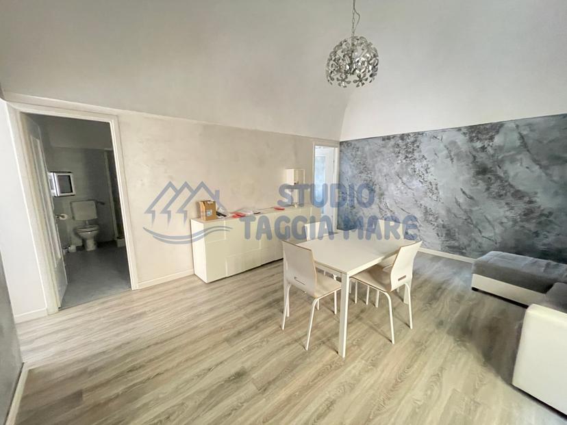 Trilocale in Via J. Ruffini 23, Pompeiana — foto 2 di 5