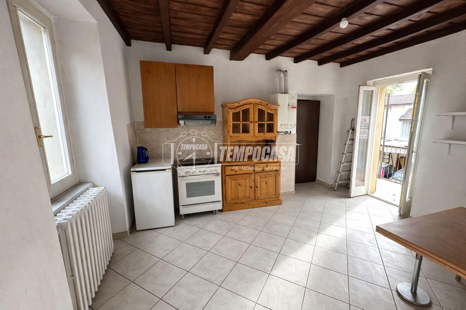 Bilocale in Via Trieste 32, Capriate San Gervasio