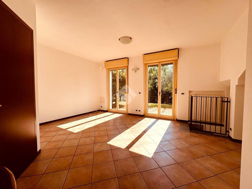 Trilocale in Via Leone XIII 3, Casatenovo — foto 5 di 5