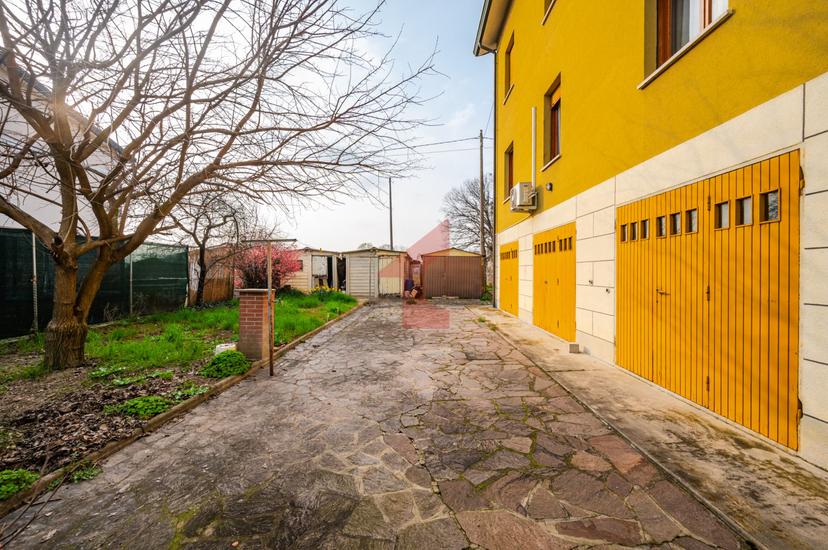 Villa in Via Jack London, 6, Reggio nell'Emilia — foto 4 di 5