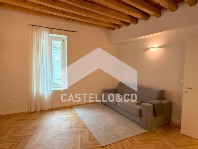 Quadrilocale in Via Porto Vecchio 22, Desenzano del Garda — foto 2 di 5