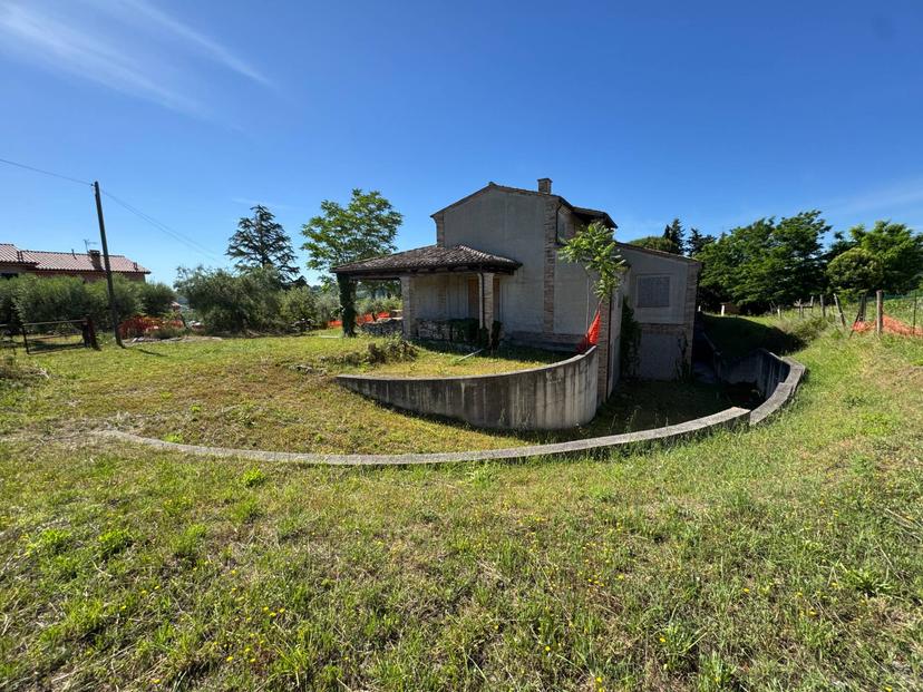 Villa in Contrada Castrucciari Snc, Montegiorgio — foto 4 di 5