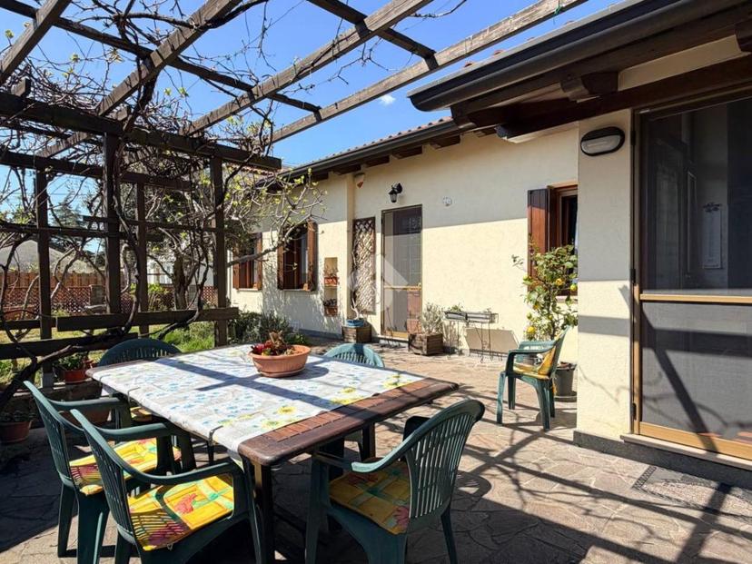 Casa indipendente in Via dei Pagliaricci 56, Trieste — foto 2 di 5