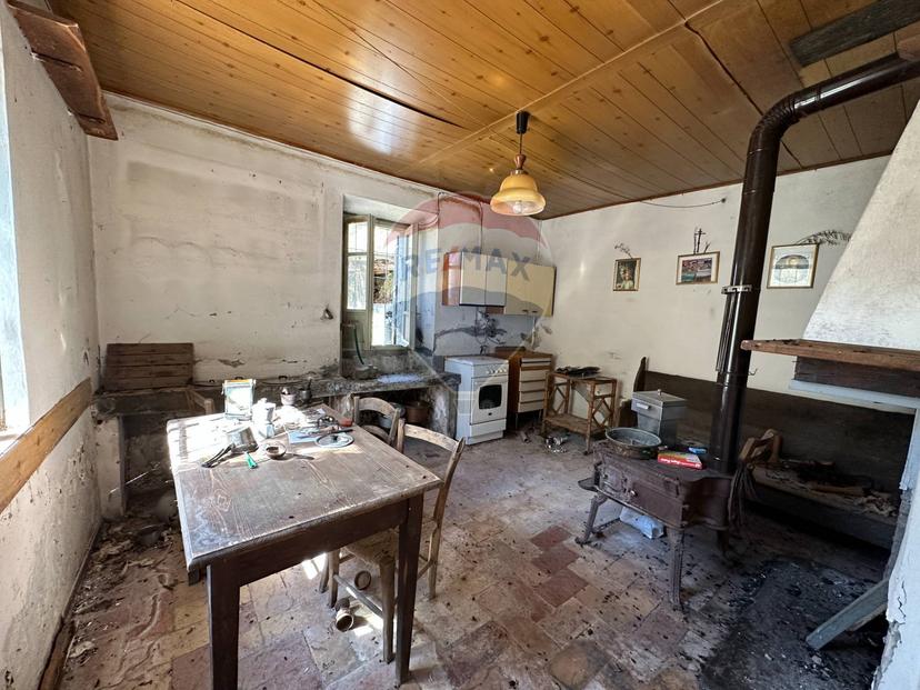 Casa indipendente in Via Agrimonte 3, Corniglio — foto 3 di 5
