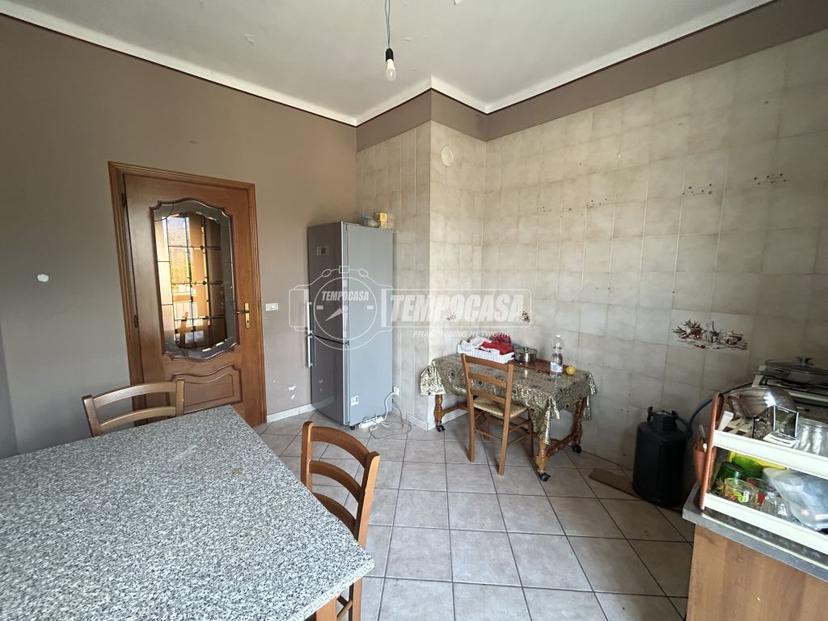 Quadrilocale in Via Trione 3, Cuorgnè — foto 4 di 5