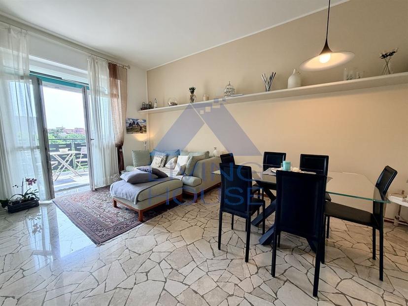 Trilocale in Via Carlo Rota 43, Monza — foto 2 di 5