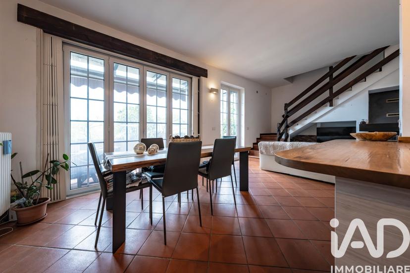 Villa a schiera in Via Calchirola 22, Bosisio Parini