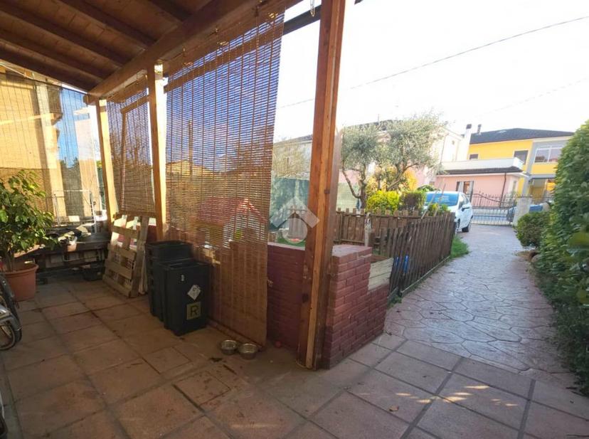 Casa indipendente in Via Roma 22, Gazoldo degli Ippoliti — foto 2 di 5
