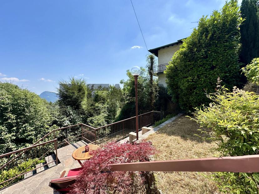 Trilocale in Via Aviatico 12, Selvino