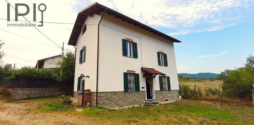 Casa indipendente in Roboaro 1, Pareto — foto 2 di 5