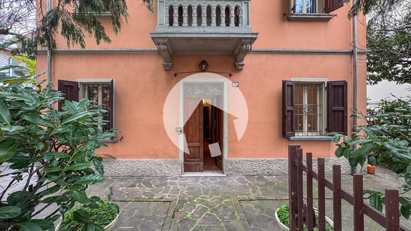 Villa unifamiliare in Via Manfredo Fanti 12/1, Reggio nell'Emilia — foto 2 di 5