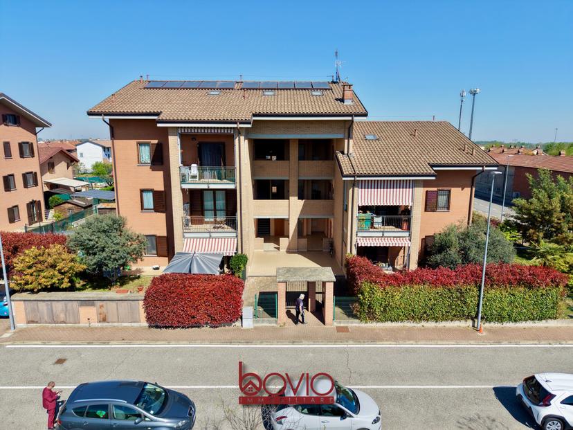 Quadrilocale in Via Massimo d'Azeglio 7, Rondissone — foto 3 di 5