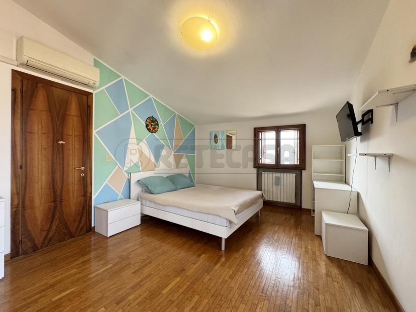 Villa a schiera in Via Mazzalovo 10, Cornedo Vicentino — foto 3 di 5