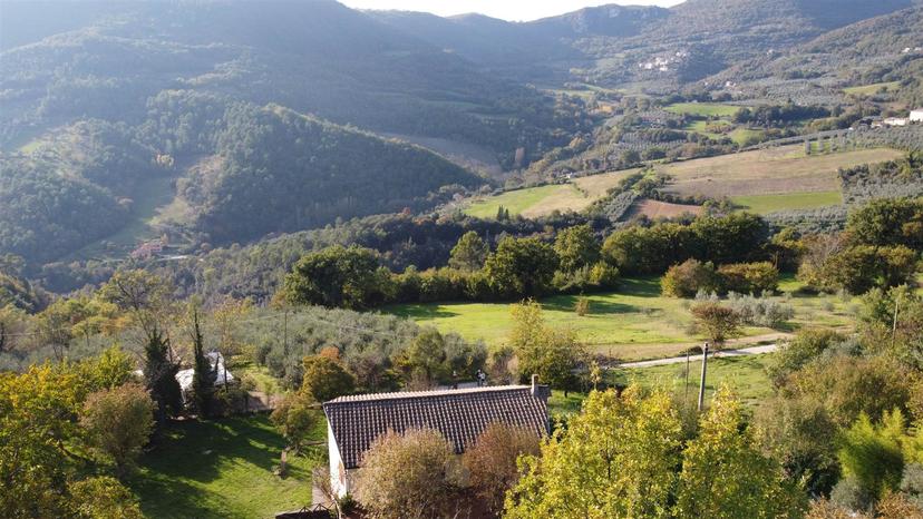 Casa indipendente, Ferentillo — foto 3 di 5