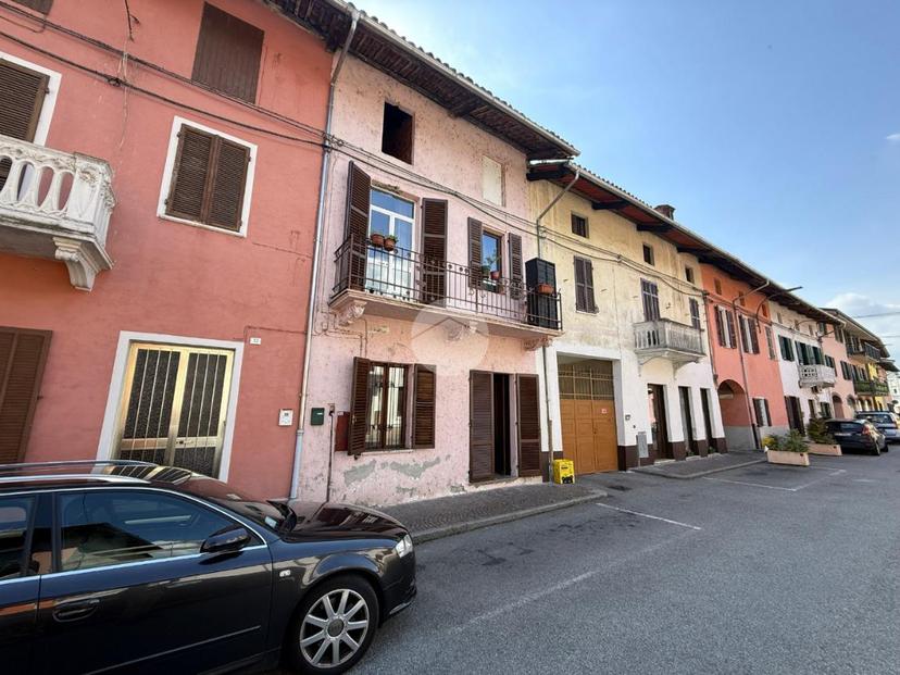 Casa indipendente in Corso Vittorio Emanuele 20, Albiano d'Ivrea — foto 3 di 5